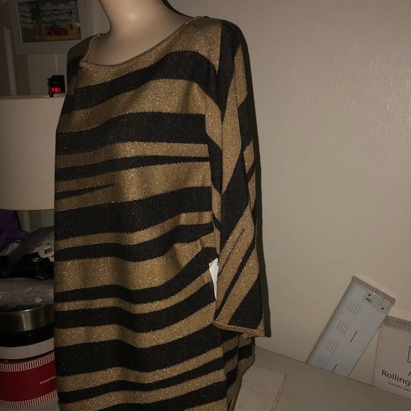Jones of New York NWT Black & Gold Chic Sweater - Picture 6 of 8